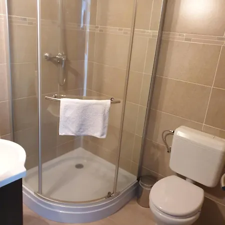 Aranydukat Vendeghaz * Tállya