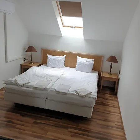 Aranydukat Vendeghaz Maison d'hôtes *