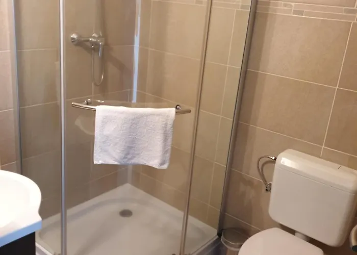 Aranydukat Vendeghaz * Tállya